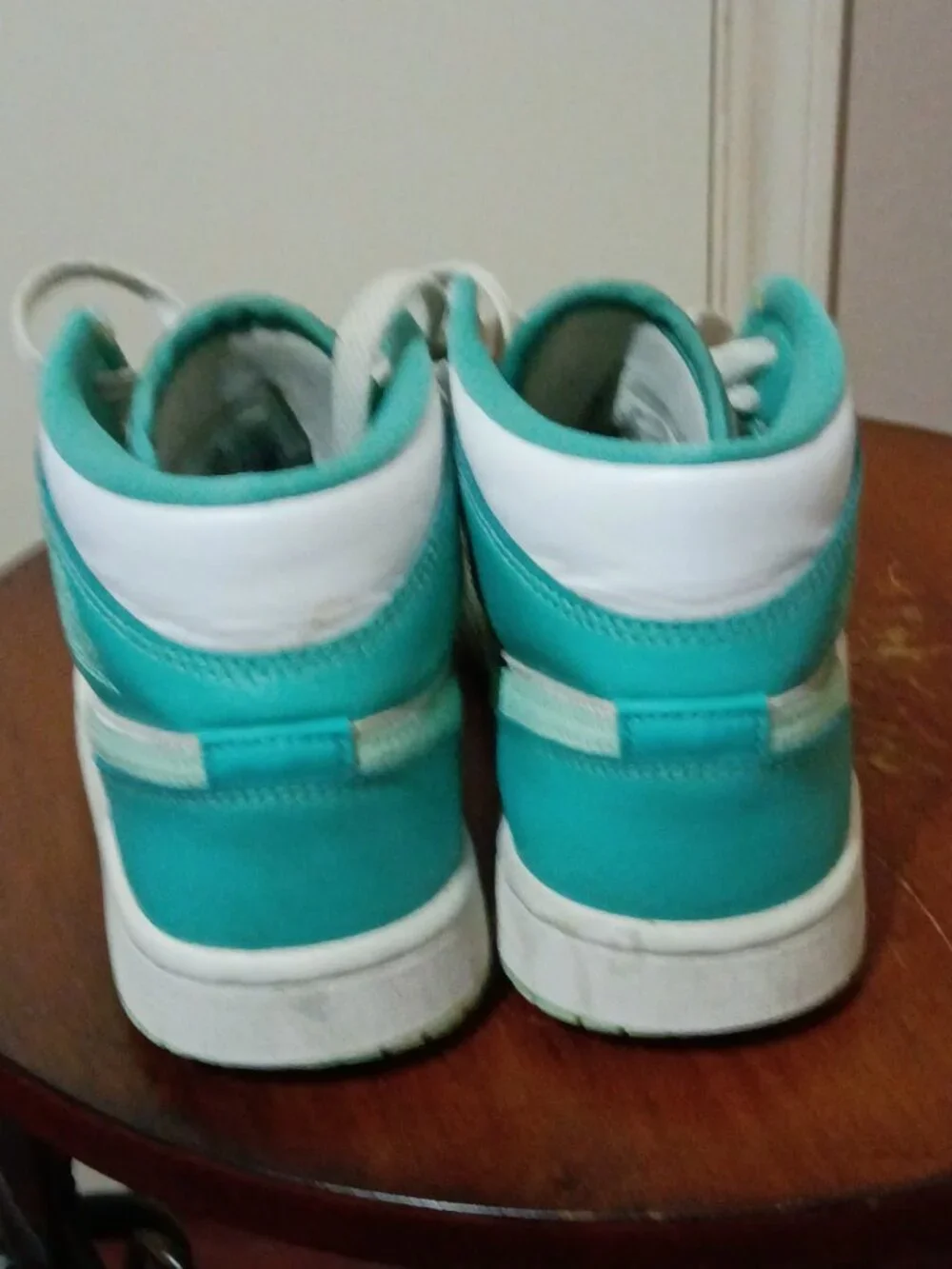 Air Jordan Womens Air Jordan 1 Mid Island Marine Green-DV2229-300 Size 5